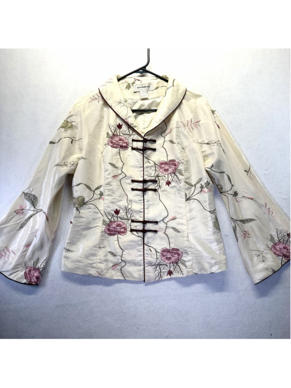 Vintage Silk Asian Jacket Womens M Floral Embroidery Bell Sleeves Boho Luxe